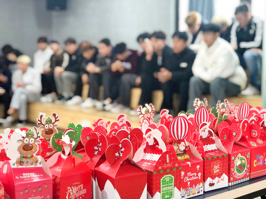 1735805885238305.jpg 102.jpg