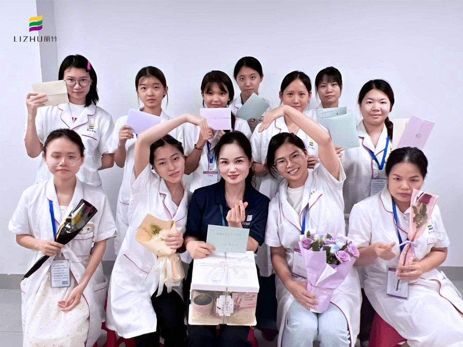 南寧美容學(xué)校慶祝教師節(jié)校園活動(dòng)